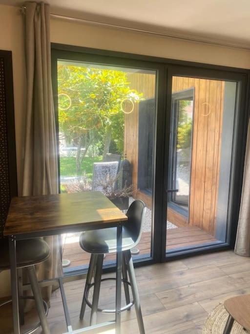 Apartament A Lombre Du Magnolia LʼIsle-sur-la-Sorgue Zewnętrze zdjęcie